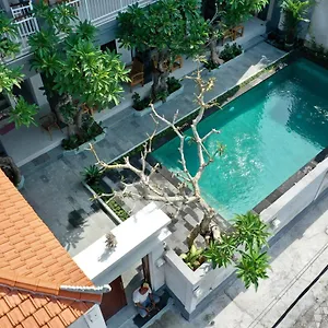  Гостевой дом Sandat Living