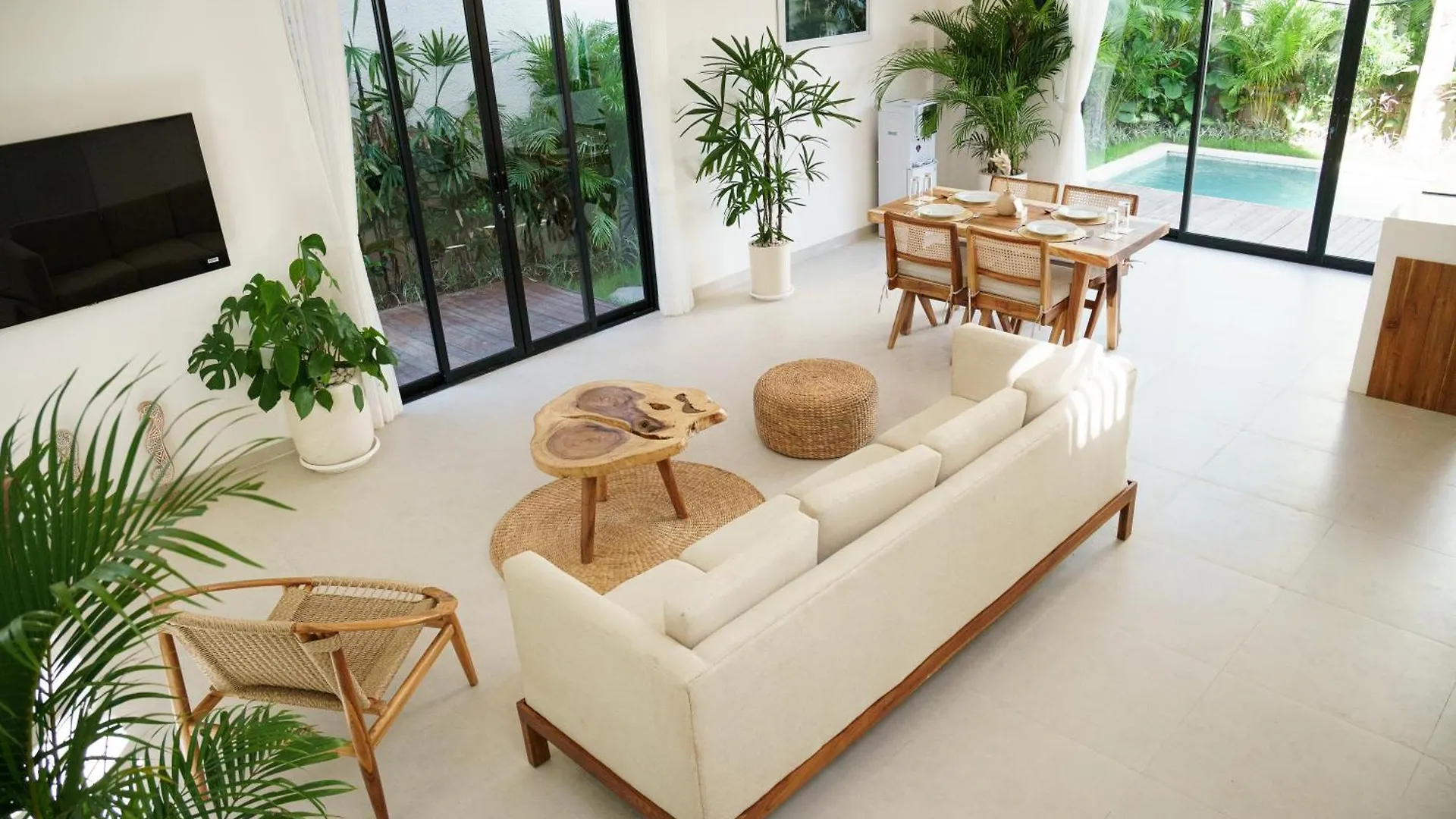 Mau Villa - 2Br Villa In Berawa Canggu  0*, Canggu (Bali) Indonesia